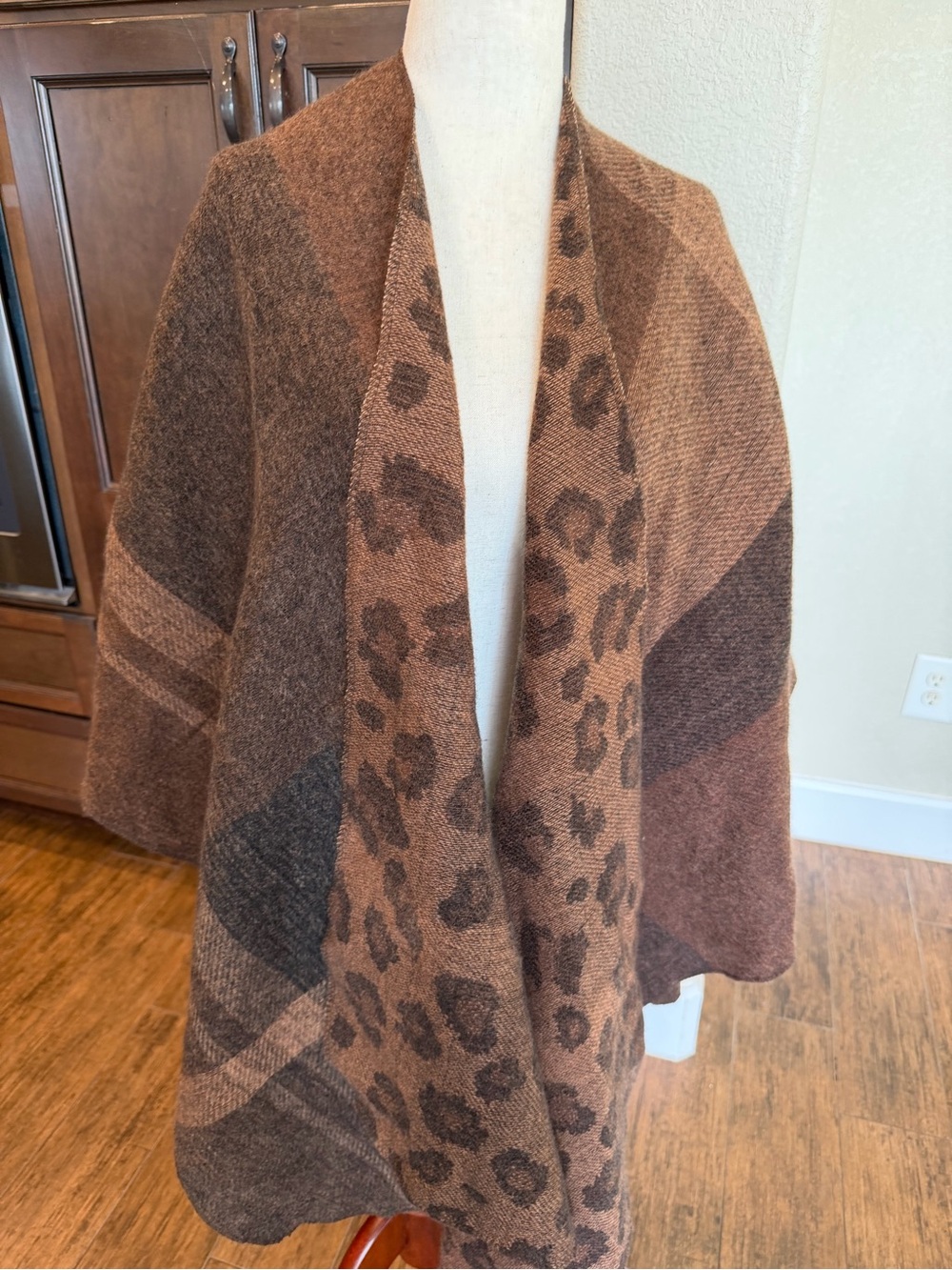 Woolrich reversible blanket shawl leopard plaid" poncho one size fits all NWT